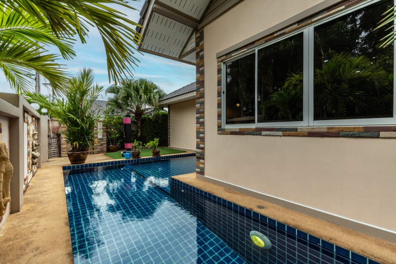 Beautiful Pool House - ฿ 4,990,000