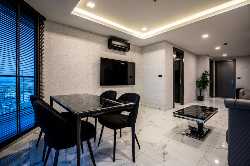 2 Bedroom Condo - ฿ 45.000 p/m