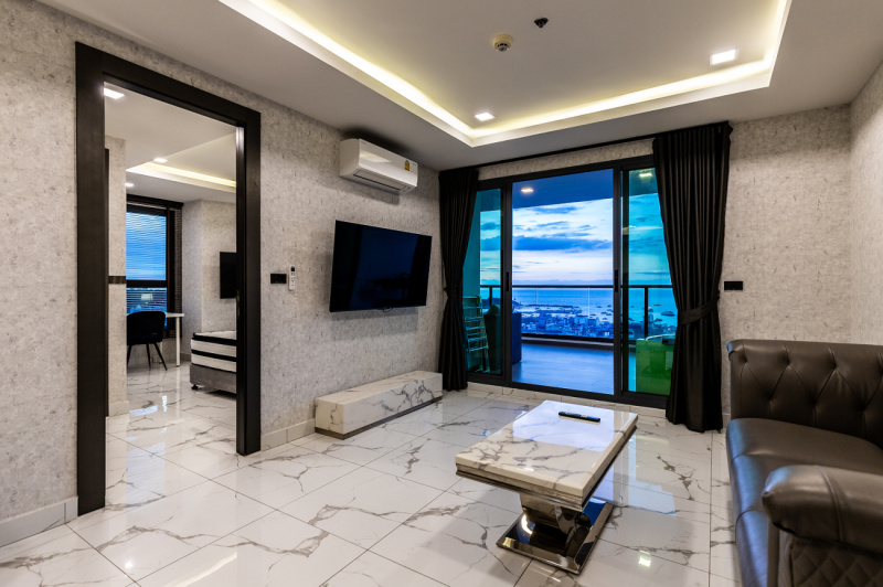 2 Bedroom Condo - ฿ 55.000 p/m