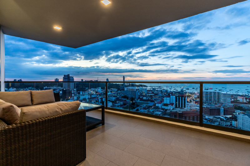 2 Bedroom Condo - ฿ 55.000 p/m