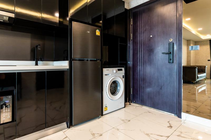 2 Bedroom Condo - ฿ 55.000 p/m