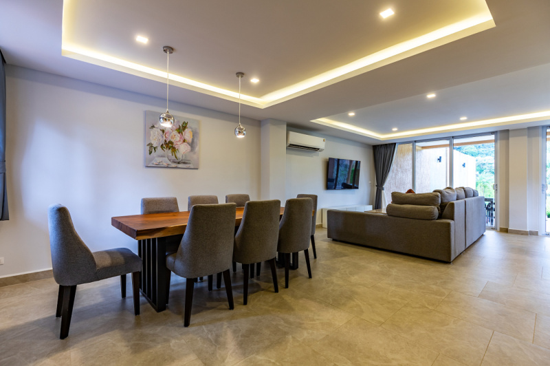 Luxury 4-Bedroom Pool Villa - ฿ 10.200.000