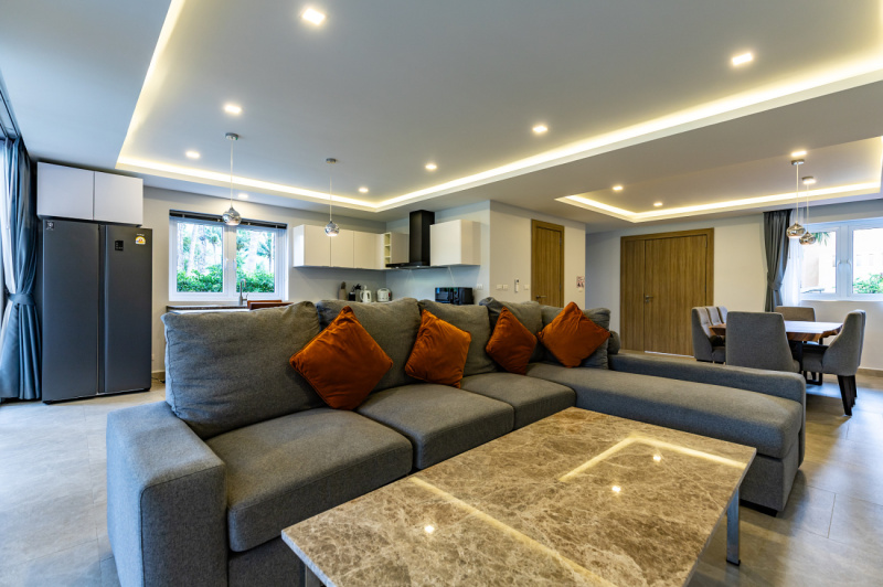 Luxury 4-Bedroom Pool Villa - ฿ 10.200.000