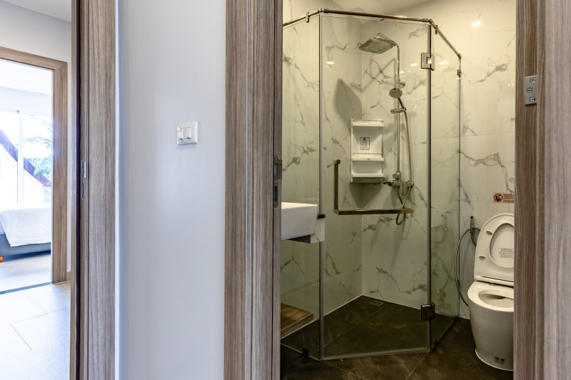 Luxury 4-Bedroom Pool Villa - ฿ 10.200.000