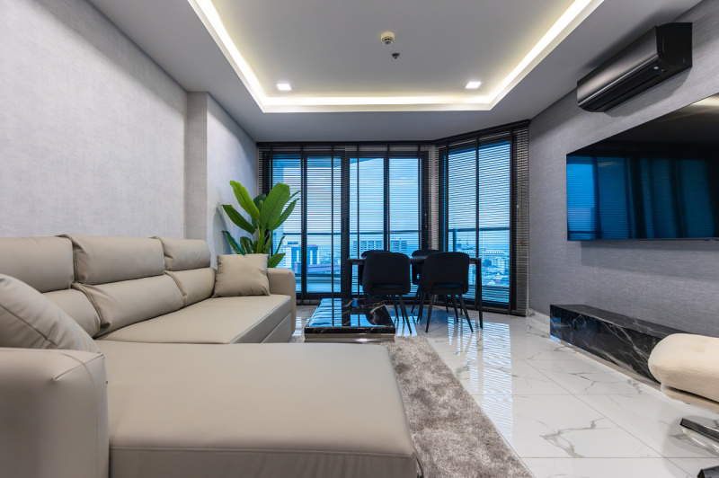 2 Bedroom Condo - ฿ 9,900,000