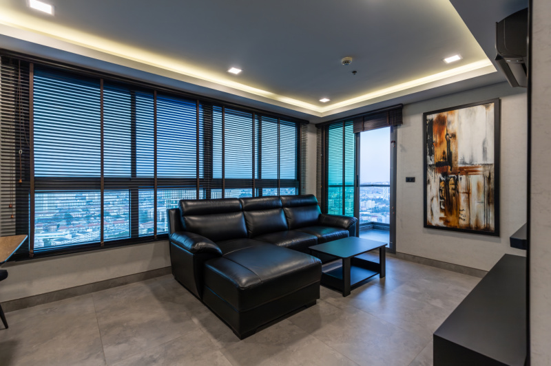 Luxury 1 Bedroom Condo - ฿ 35,000 per month 