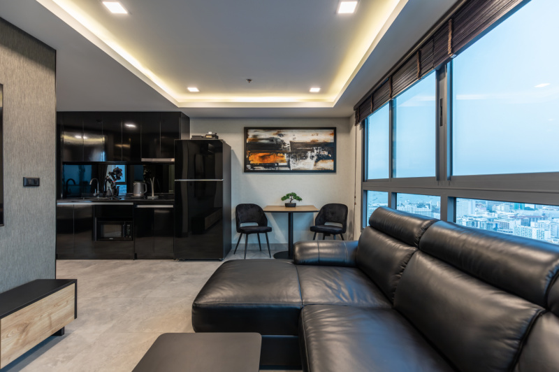 Luxury 1 Bedroom Condo - ฿ 35,000 per month 