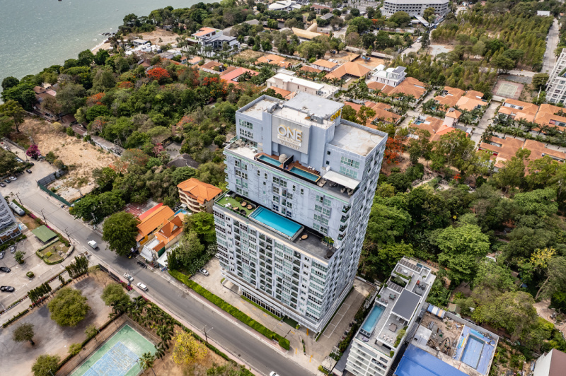 1 Bedroom Condo - ฿ 3,800,000