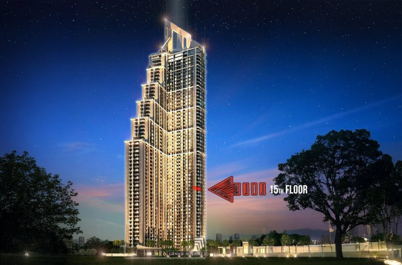Corner 2 Bedroom Condo - ฿ 7,900,000