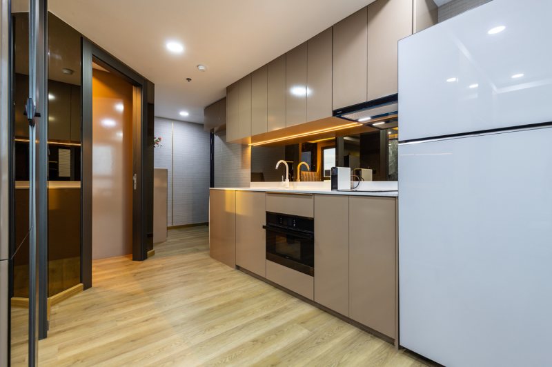 Luxury 1 Bedroom Condo - ฿ 8,900,000