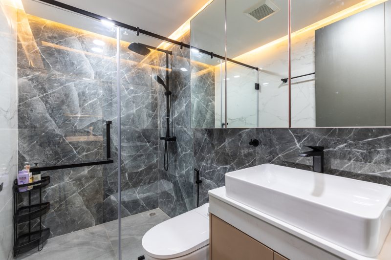 Luxury 1 Bedroom Condo - ฿ 8,900,000