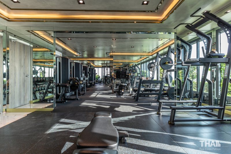 Luxury 1 Bedroom Condo - ฿ 8,900,000