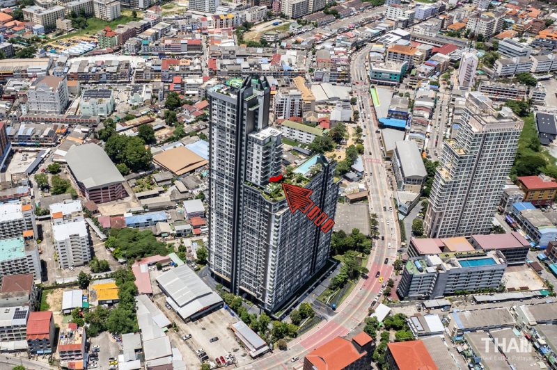 Luxury 1 Bedroom Condo - ฿ 8,900,000